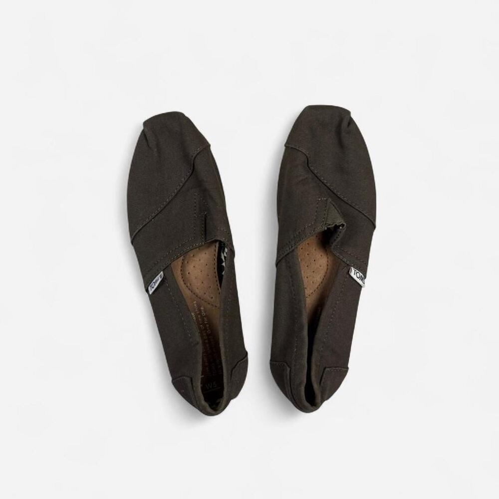 Tom’s olive green canvas lightweight slip on flats - size women’s 5 US / UK 3